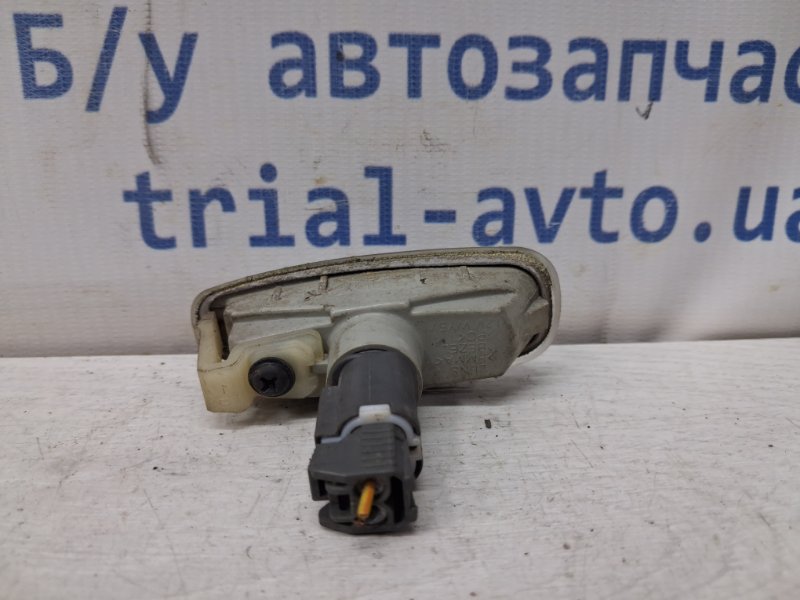 Повторитель поворотника I30 2007-2012 FD 1.6 бензин G4FC Повторитель поворотника I30 2007-2012 FD 1.6 бензин G4FC