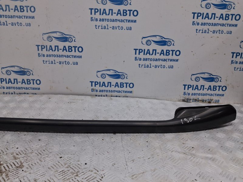 Рейлинг на крышу левый Hyundai I30 FD 1.6 бензин G4FC Рейлинг на крышу левый Hyundai I30 FD 1.6 бензин G4FC