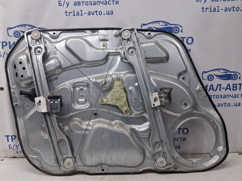 Стеклоподъемник передний правый I30 2007-2012 FD 1.6 diesel D4FB Стеклоподъемник передний правый I30 2007-2012 FD 1.6 diesel D4FB