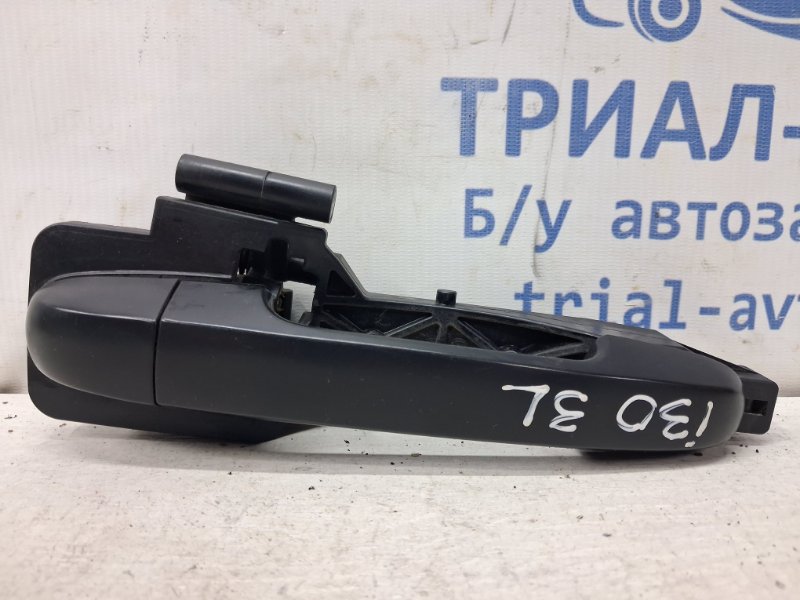 Запчасть ручка двери внешняя задняя левая Hyundai I30 2007-2012 FD 1.6 бензин G4FC 826651H000 Б/У Ручка двери внешняя задняя левая Hyundai I30 2007-2012 FD 1.6 бензин G4FC 826651H000 Б/У