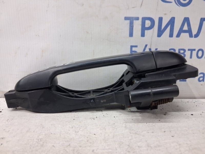 Ручка двери внешняя задняя левая I30 2007-2012 FD 1.6 бензин G4FC Ручка двери внешняя задняя левая I30 2007-2012 FD 1.6 бензин G4FC