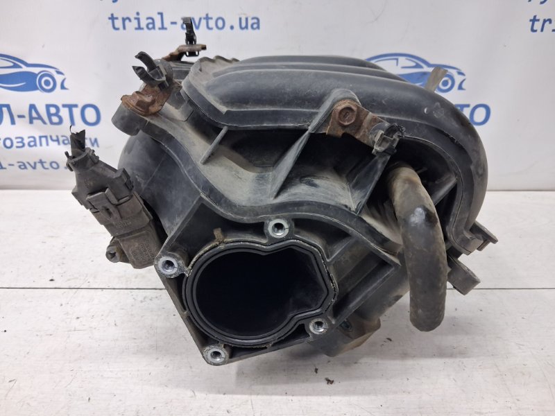 Коллектор впускной пластик Hyundai I30 FD 1.6 бензин G4FC Коллектор впускной пластик Hyundai I30 FD 1.6 бензин G4FC
