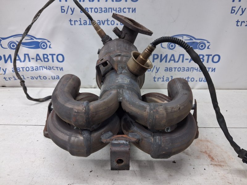 Коллектор выпускной с катализатором I30 2007-2012 FD 1.6 бензин G4FC Коллектор выпускной с катализатором I30 2007-2012 FD 1.6 бензин G4FC