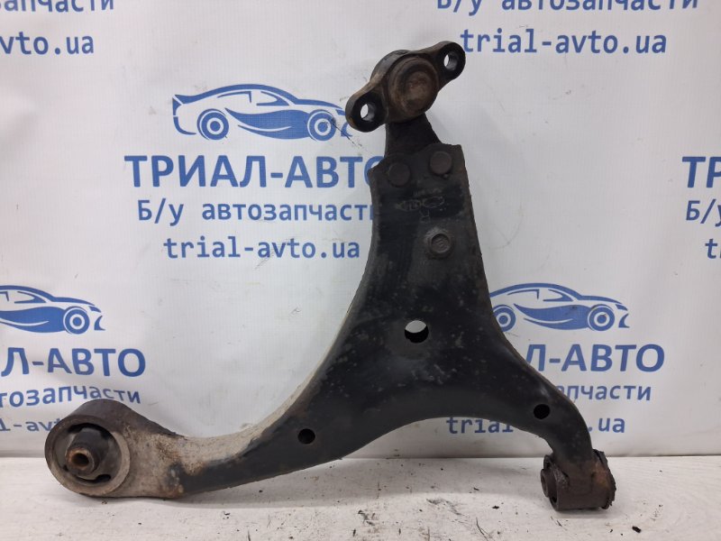 Запчасть рычаг правый Hyundai I30 2007-2012 FD 1.6 бензин G4FC 545012H000 Б/У Рычаг правый Hyundai I30 2007-2012 FD 1.6 бензин G4FC 545012H000 Б/У
