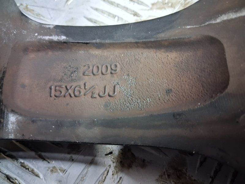 Диски титан комплект R15 I30 2007-2012 FD 1.6 бензин G4FC Диски титан комплект R15 I30 2007-2012 FD 1.6 бензин G4FC