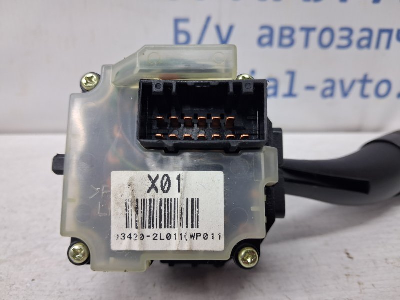 Переключатель подрулевой правый(дворники) I30 2007-2012 FD 1.6 бензин G4FC Переключатель подрулевой правый(дворники) I30 2007-2012 FD 1.6 бензин G4FC