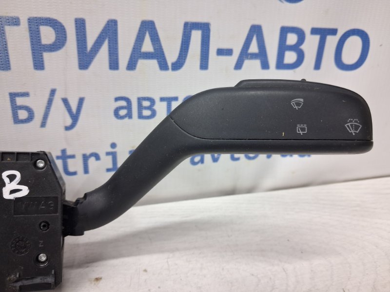 Переключатель подрулевой Fabia 2007-2014 5J 1.4 diesel Переключатель подрулевой Fabia 2007-2014 5J 1.4 diesel