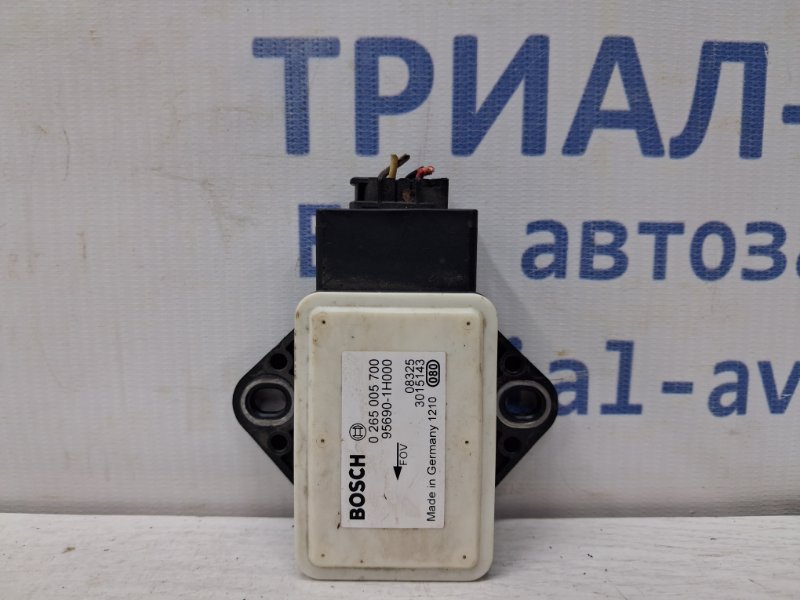 Запчасть датчик ускорения Hyundai I30 2007-2012 FD 1.6 бензин G4FC 956901H000 Б/У Датчик ускорения Hyundai I30 2007-2012 FD 1.6 бензин G4FC 956901H000 Б/У