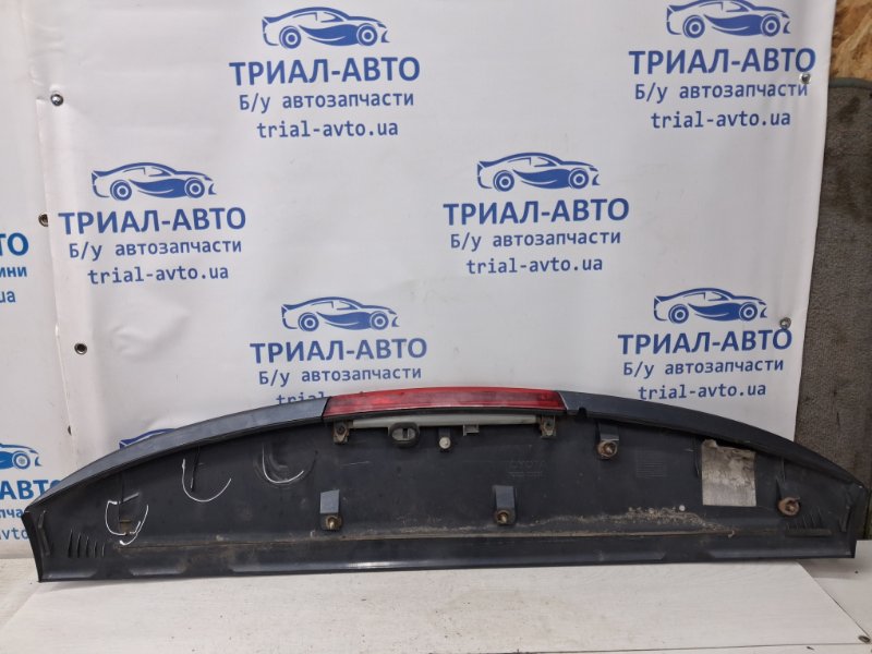 Спойлер на крышку багажника Avensis 2002-2010 T25 2.2 diesel 2ADFTV Спойлер на крышку багажника Avensis 2002-2010 T25 2.2 diesel 2ADFTV