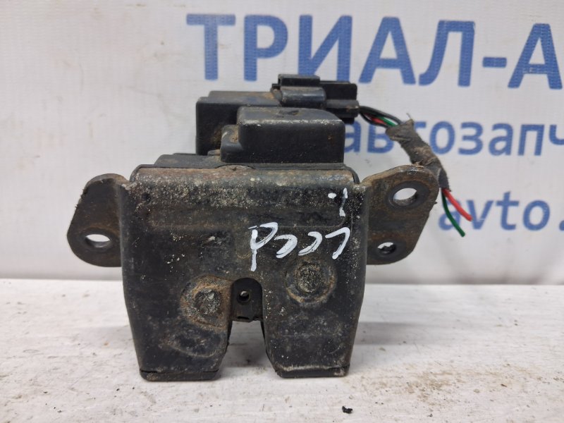 Замок крышки багажника Ceed 2006-2012 ED 1.6 diesel D4FB Замок крышки багажника Ceed 2006-2012 ED 1.6 diesel D4FB