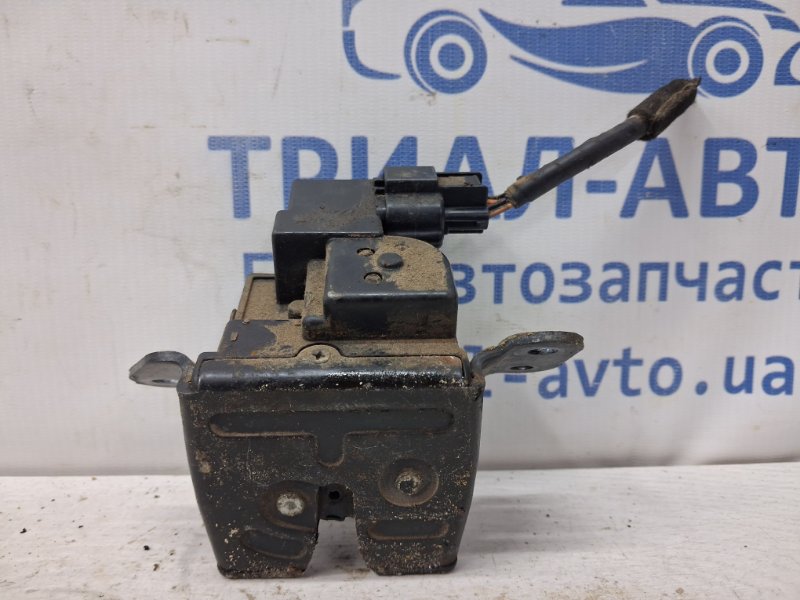 Замок крышки багажника Hyundai I30 FD 1.6 diesel D4FB