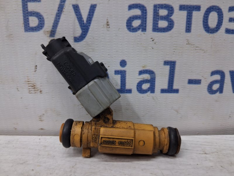 Запчасть форсунка топливная Hyundai I30 2007-2012 FD 1.6 бензин G4FC 353102B000 Б/У Форсунка топливная Hyundai I30 2007-2012 FD 1.6 бензин G4FC 353102B000 Б/У