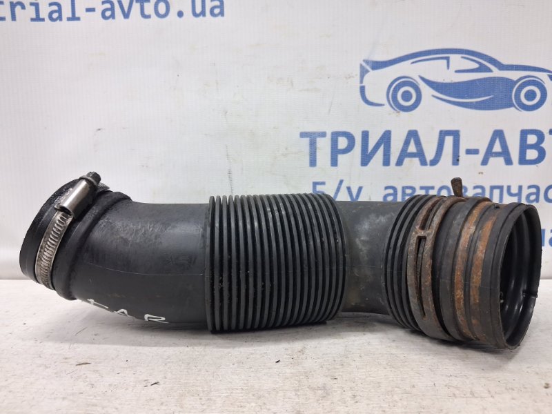 Патрубок воздушного фильтра Skoda Fabia 5J 1.4 diesel Патрубок воздушного фильтра Skoda Fabia 5J 1.4 diesel