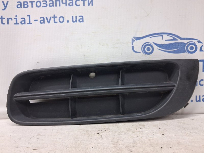 Запчасть накладка бампера Skoda Fabia 2007-2014 5J 1.4 diesel 5J0807367 Б/У Накладка бампера Skoda Fabia 2007-2014 5J 1.4 diesel 5J0807367 Б/У