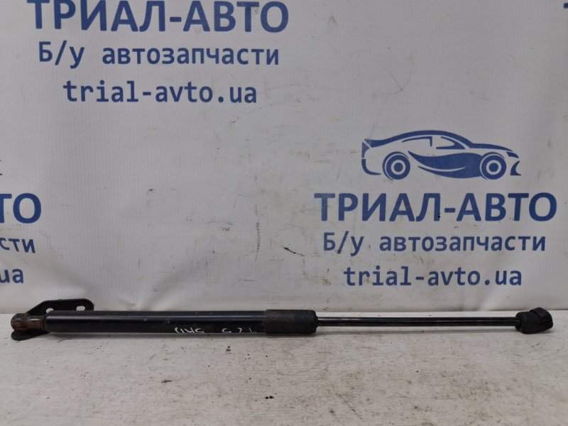 Запчасть амортизатор крышки багажника правый Toyota Avensis 2002-2010 T25 2.0 diesel 1ADFTV 6895009341 Б/У Амортизатор крышки багажника правый Toyota Avensis 2002-2010 T25 2.0 diesel 1ADFTV 6895009341 Б/У