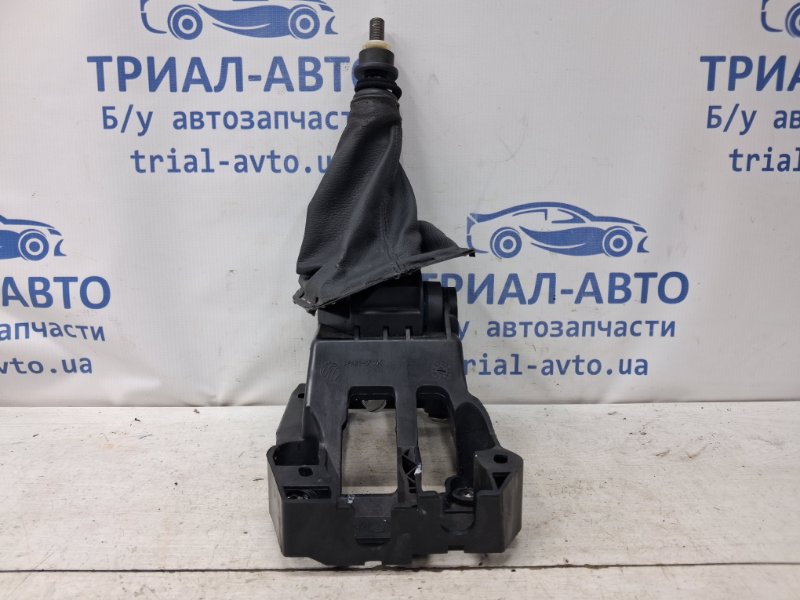Кулиса переключения МКПП Toyota Avensis T25 2.0 diesel 1ADFTV