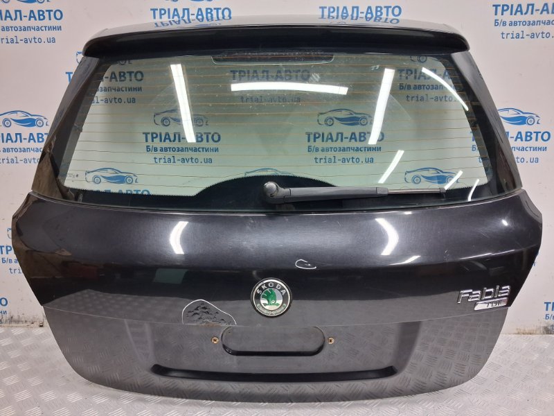 Запчасть крышка багажника Skoda Fabia 2007-2014 5J 1.4 diesel 5J6827025C Б/У Крышка багажника Skoda Fabia 2007-2014 5J 1.4 diesel 5J6827025C Б/У