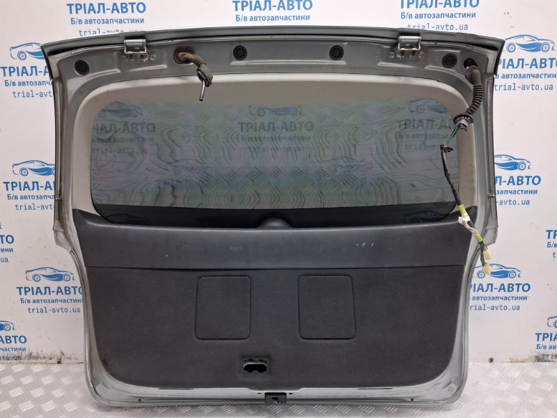 Крышка багажника Avensis 2002-2010 T25 2.0 diesel 1ADFTV Крышка багажника Avensis 2002-2010 T25 2.0 diesel 1ADFTV