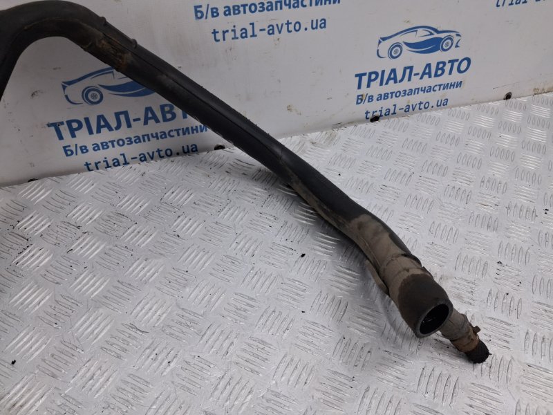 Горловина заливная Toyota Avensis T25 2.0 diesel 1ADFTV