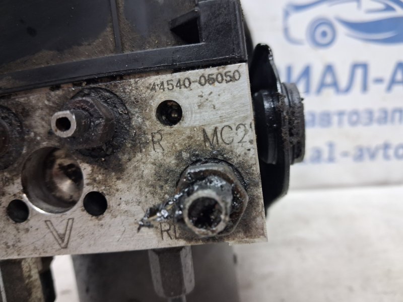 Блок abs Avensis 2002-2010 T25 2.0 diesel 1ADFTV Блок abs Avensis 2002-2010 T25 2.0 diesel 1ADFTV