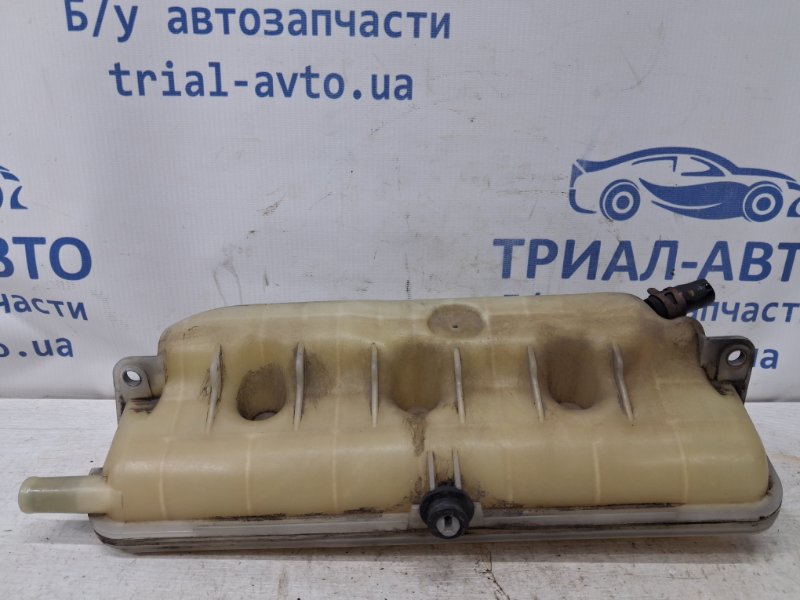 Бачок радиатора (расширительный) Avensis 2002-2010 T25 2.0 diesel 1ADFTV Бачок радиатора (расширительный) Avensis 2002-2010 T25 2.0 diesel 1ADFTV