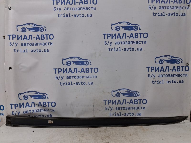 Накладка двери передняя правая Fabia 2007-2014 5J 1.4 diesel Накладка двери передняя правая Fabia 2007-2014 5J 1.4 diesel