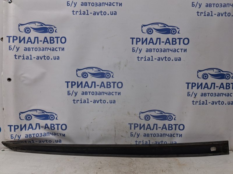 Накладка двери передняя левая Fabia 2007-2014 5J 1.4 diesel Накладка двери передняя левая Fabia 2007-2014 5J 1.4 diesel