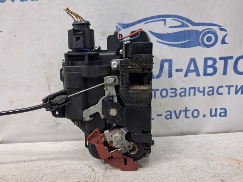 Замок двери передний левый Skoda Fabia 5J 1.4 diesel Замок двери передний левый Skoda Fabia 5J 1.4 diesel