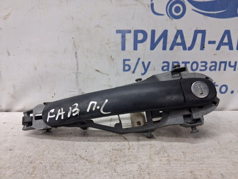 Запчасть ручка двери внешняя передняя левая Skoda Fabia 2007-2014 5J 1.4 diesel 5J0837885B Б/У Ручка двери внешняя передняя левая Skoda Fabia 2007-2014 5J 1.4 diesel 5J0837885B Б/У