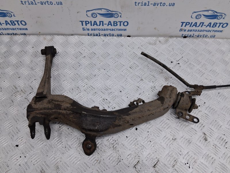 Рычаг задней подвески продольный левый Avensis 2002-2010 T25 2.0 diesel 1ADFTV Рычаг задней подвески продольный левый Avensis 2002-2010 T25 2.0 diesel 1ADFTV