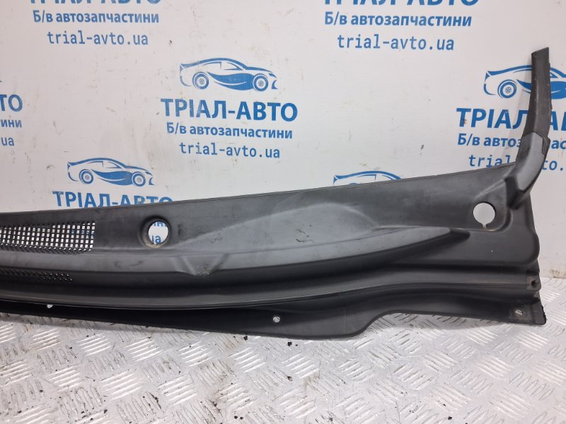 Дефлектор дворников Ceed 2006-2012 ED 1.6 diesel D4FB Дефлектор дворников Ceed 2006-2012 ED 1.6 diesel D4FB