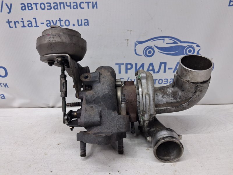 Запчасть турбина Toyota Avensis 2002-2010 T25 2.0 diesel 1ADFTV 172010R040 Б/У Турбина Toyota Avensis 2002-2010 T25 2.0 diesel 1ADFTV 172010R040 Б/У