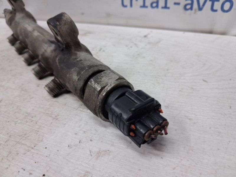 Топливная рампа Avensis 2002-2010 T25 2.0 diesel 1ADFTV Топливная рампа Avensis 2002-2010 T25 2.0 diesel 1ADFTV