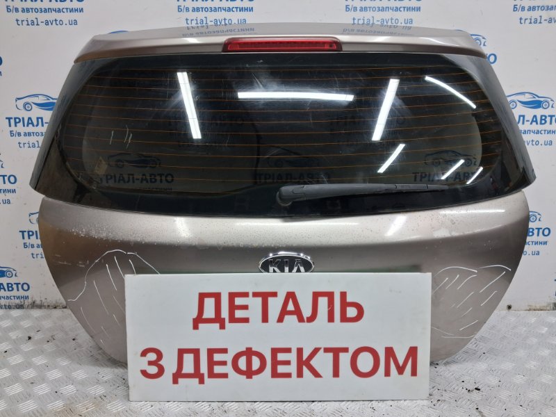 Запчасть крышка багажника Kia Ceed 2006-2012 ED 1.6 diesel D4FB 737001H000 Б/У Крышка багажника Kia Ceed 2006-2012 ED 1.6 diesel D4FB 737001H000 Б/У