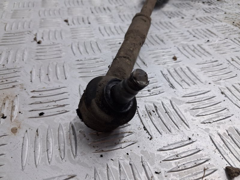 Рулевая рейка Avensis 2002-2010 T25 2.0 diesel 1ADFTV Рулевая рейка Avensis 2002-2010 T25 2.0 diesel 1ADFTV