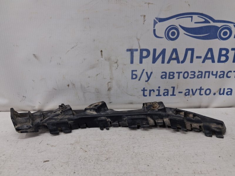 Кронштейн бампера задний правый Ceed 2006-2012 ED 1.6 diesel D4FB Кронштейн бампера задний правый Ceed 2006-2012 ED 1.6 diesel D4FB