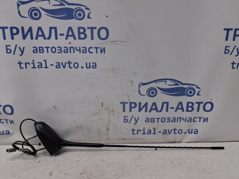 Запчасть антенна Kia Ceed 2006-2012 ED 1.6 diesel D4FB 962501H000 Б/У Антенна Kia Ceed 2006-2012 ED 1.6 diesel D4FB 962501H000 Б/У