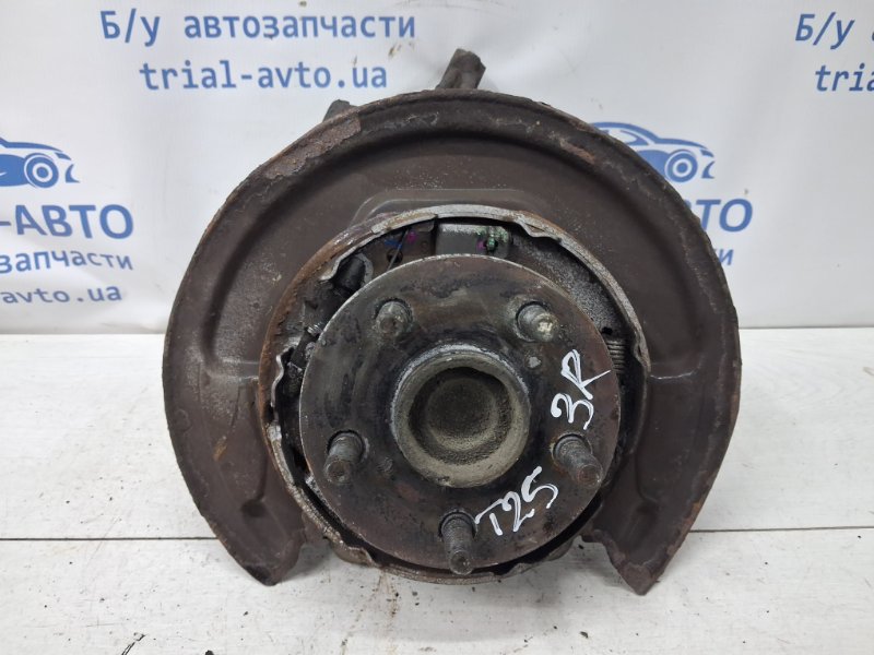 Цапфа задняя правая со ступицей Avensis 2002-2010 T25 2.0 diesel 1ADFTV Цапфа задняя правая со ступицей Avensis 2002-2010 T25 2.0 diesel 1ADFTV