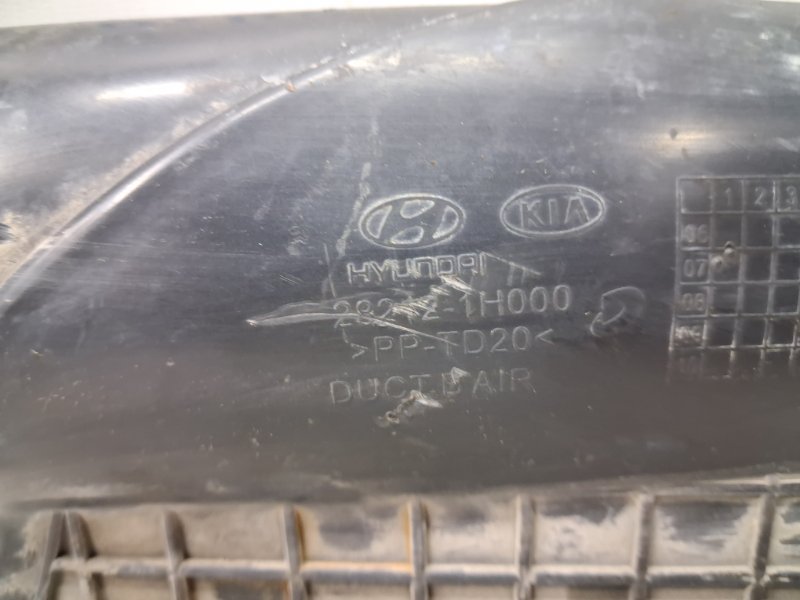 Воздухозаборник Ceed 2006-2012 ED 1.6 diesel D4FB Воздухозаборник Ceed 2006-2012 ED 1.6 diesel D4FB