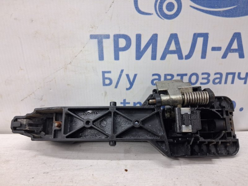 Ручка двери внешняя задняя левая Kia Ceed ED 1.6 diesel D4FB Ручка двери внешняя задняя левая Kia Ceed ED 1.6 diesel D4FB