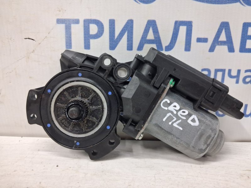 Моторчик стеклоподъемника передний левый Ceed 2006-2012 ED 1.6 diesel D4FB Моторчик стеклоподъемника передний левый Ceed 2006-2012 ED 1.6 diesel D4FB