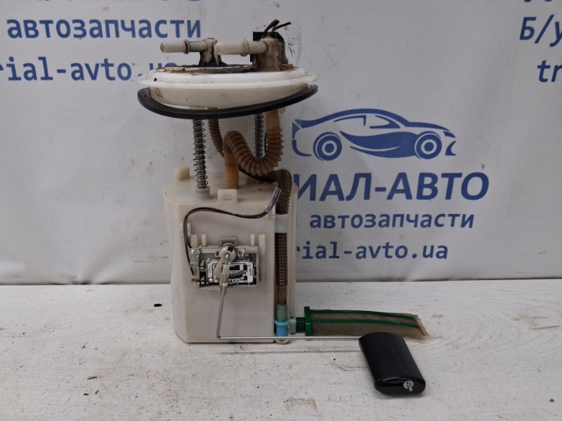 Запчасть датчик уровня топлива в бак Kia Ceed 2006-2012 ED 1.6 diesel D4FB 311101H800 Б/У Датчик уровня топлива в бак Kia Ceed 2006-2012 ED 1.6 diesel D4FB 311101H800 Б/У