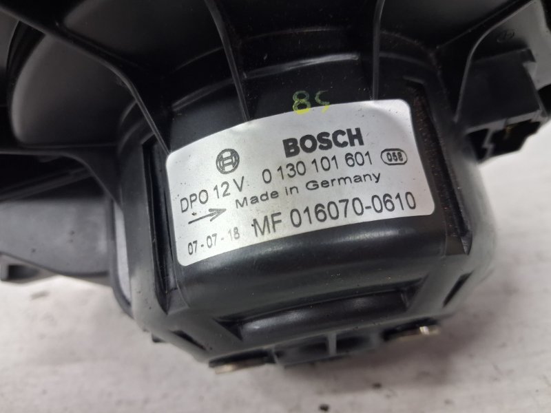 Моторчик печки Avensis 2002-2010 T25 2.0 diesel 1ADFTV Моторчик печки Avensis 2002-2010 T25 2.0 diesel 1ADFTV