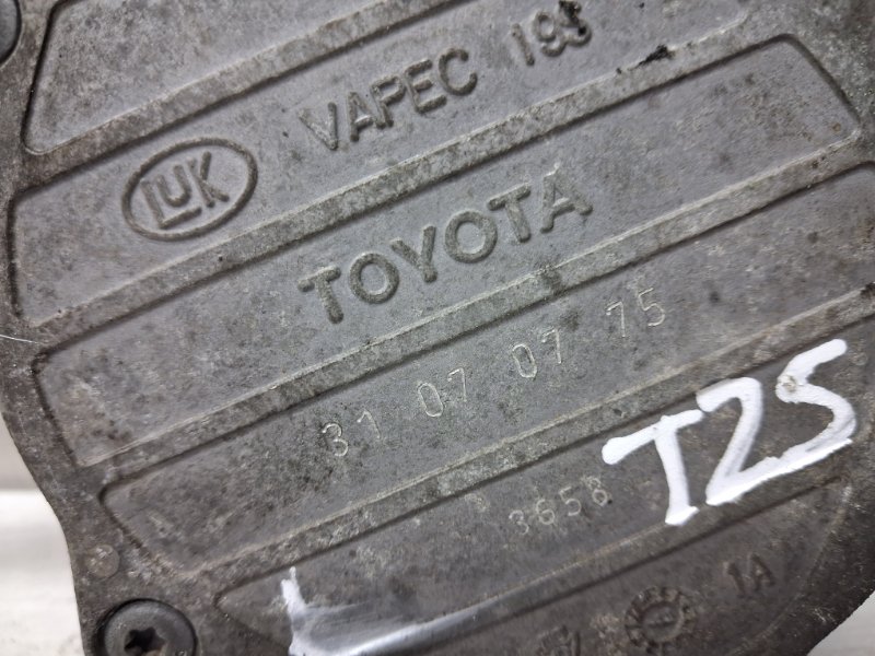 Насос вакуумный Avensis 2002-2010 T25 2.0 diesel 1ADFTV Насос вакуумный Avensis 2002-2010 T25 2.0 diesel 1ADFTV