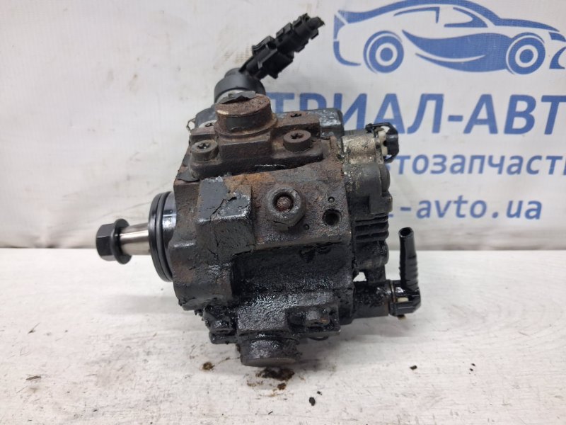 Запчасть тнвд Kia Ceed 2006-2012 ED 1.6 diesel D4FB 331002A400 Б/У ТНВД Kia Ceed 2006-2012 ED 1.6 diesel D4FB 331002A400 Б/У