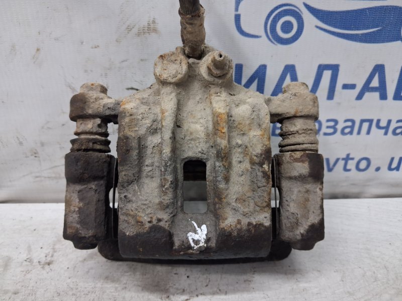 Запчасть суппорт задний правый Kia Ceed 2006-2012 ED 1.6 diesel D4FB 582301H300 Б/У Суппорт задний правый Kia Ceed 2006-2012 ED 1.6 diesel D4FB 582301H300 Б/У