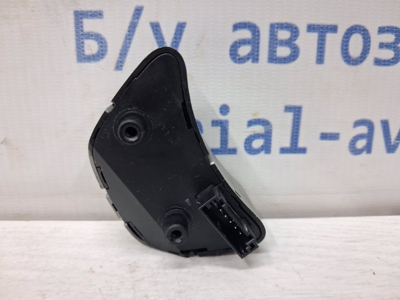Кнопки руля Ceed 2006-2012 ED 1.6 diesel D4FB Кнопки руля Ceed 2006-2012 ED 1.6 diesel D4FB