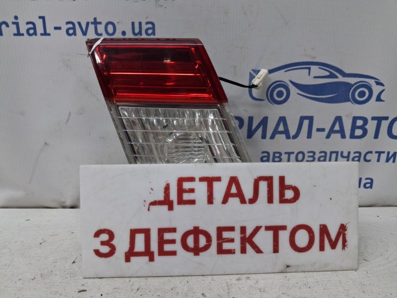 Запчасть фонарь задний внутренний левый Chevrolet Epica 2006-2013 V250 2.5 бензин X25D1 96434727 Б/У Фонарь задний внутренний левый Chevrolet Epica 2006-2013 V250 2.5 бензин X25D1 96434727 Б/У