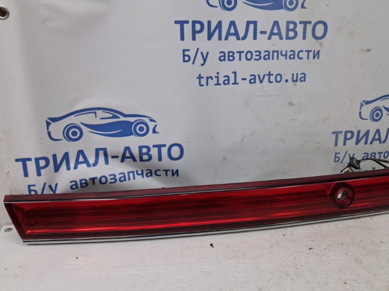 Фонарь крышки багажника Chevrolet Epica V250 2.5 бензин X25D1