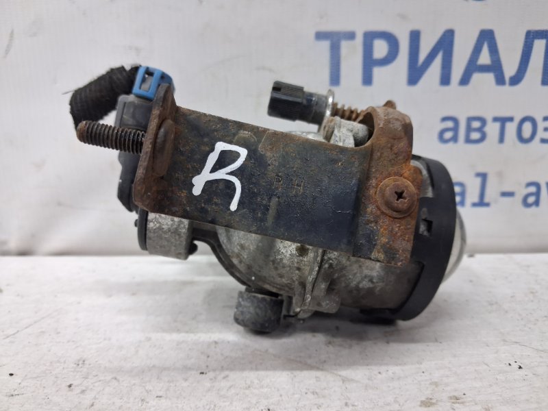 Фара противотуманная правая Chevrolet Epica V250 2.5 бензин X25D1 Фара противотуманная правая Chevrolet Epica V250 2.5 бензин X25D1